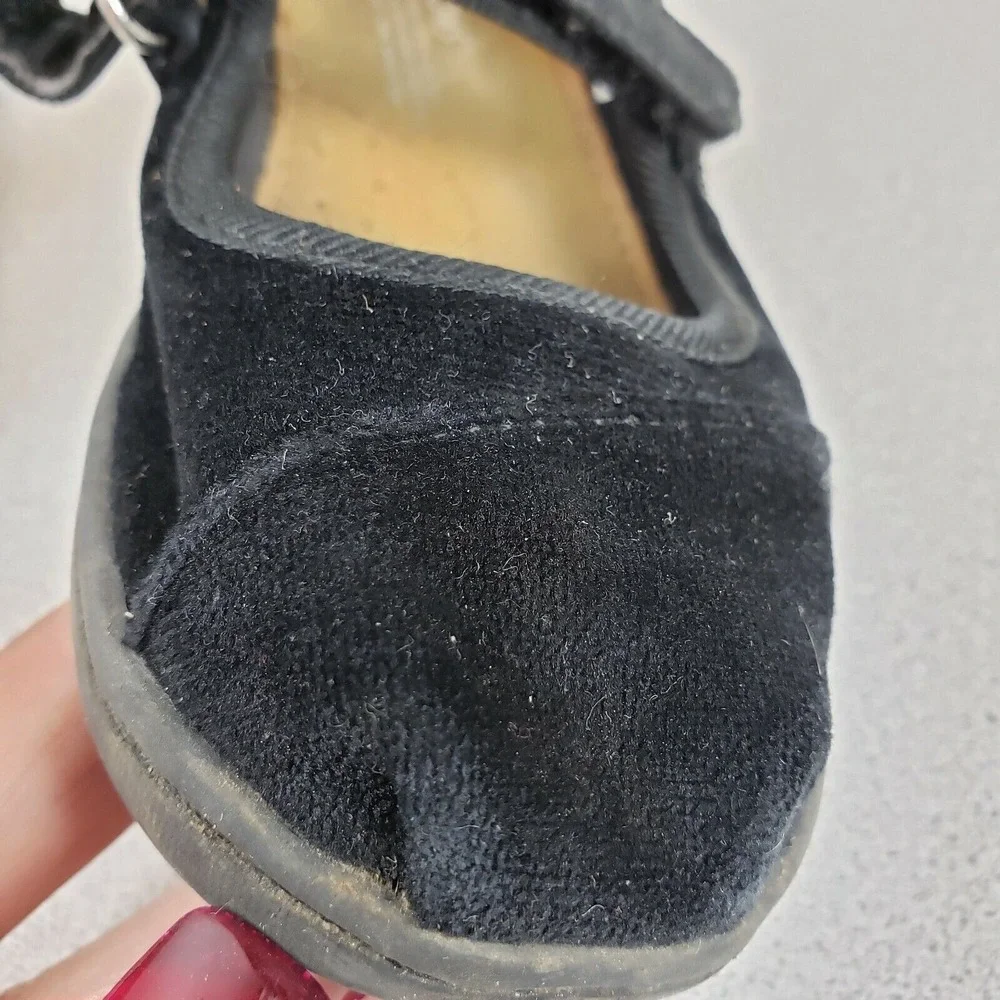 Toms Girls Black Suede Adjustable Strap Comfort Casual Mary‎ Jane Shoes Size 7